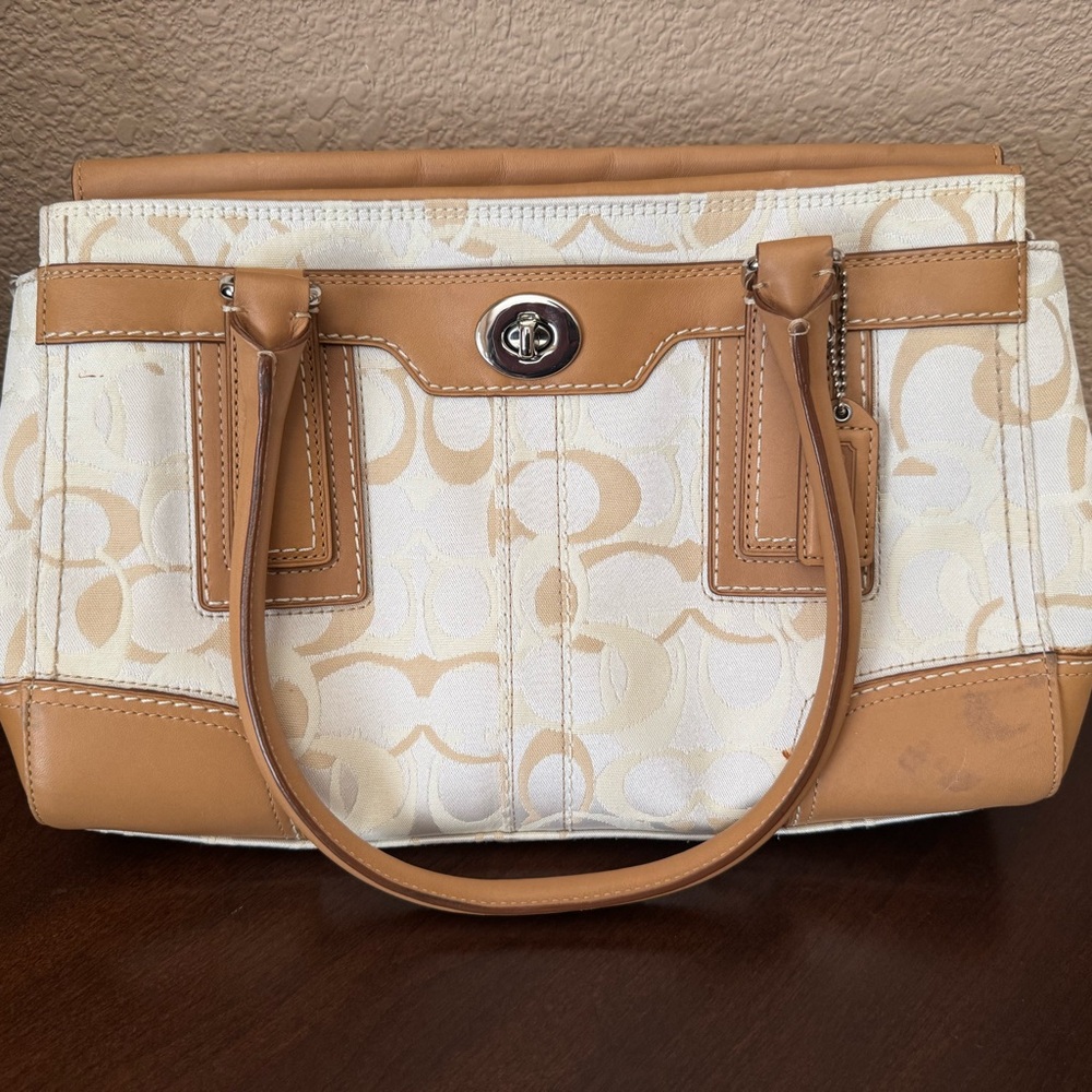 Coach Women's Handbag - Authentic